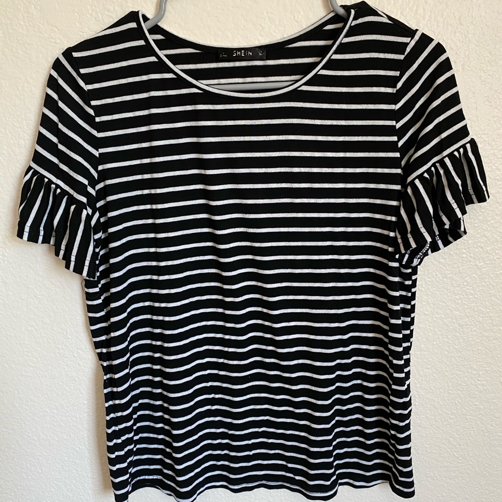 Striped B&W Top